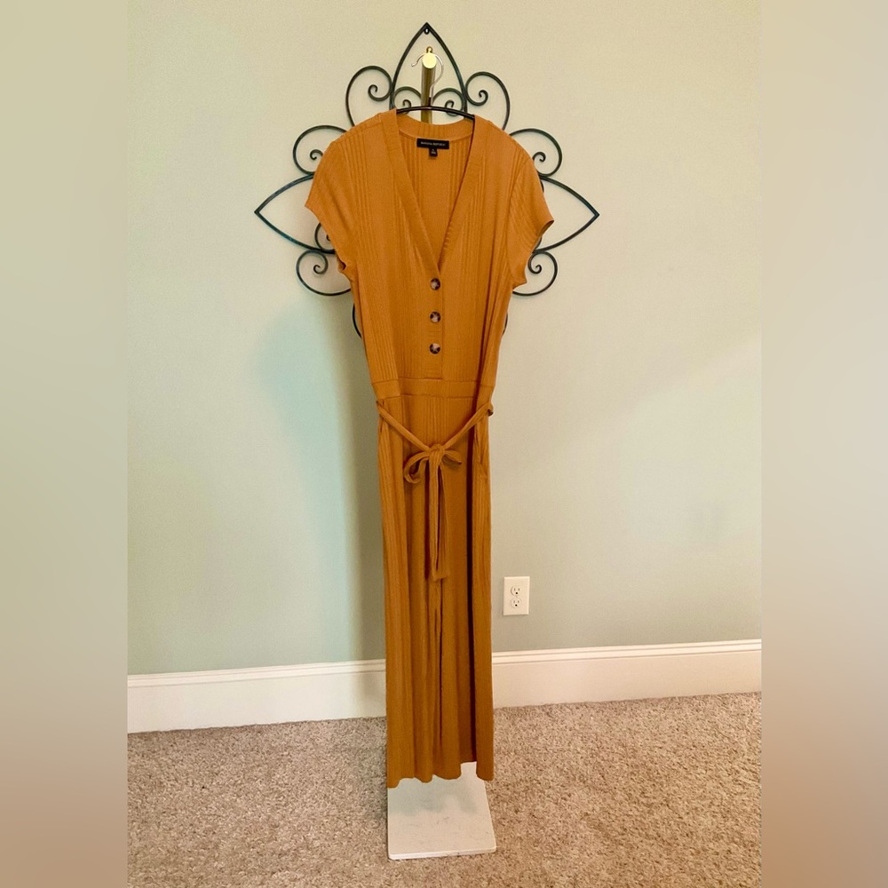 Banana Republic V-neck Jumpsuit (Gently used - Like new!)